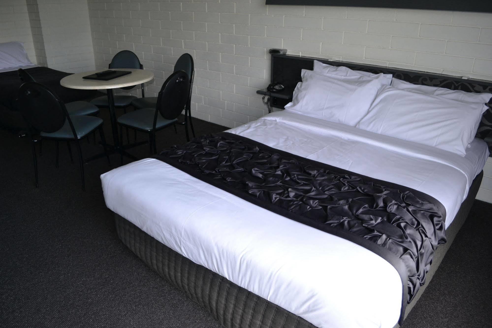 Parkside Motel Geelong Buitenkant foto
